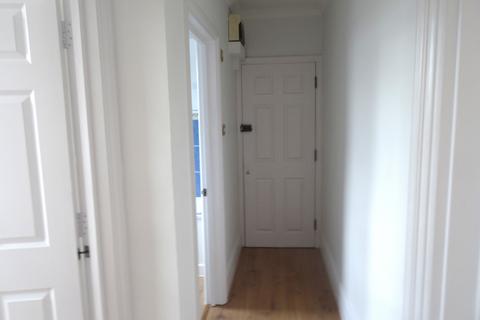 2 bedroom flat to rent, Beaufort Road, Kingston upon Thames, KT1 2TH