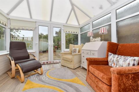 4 bedroom semi-detached house for sale, Godwyn Road, Deal CT14
