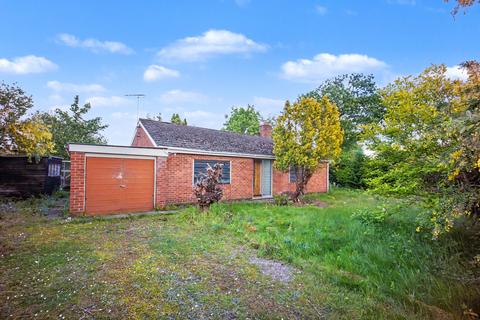 2 bedroom detached bungalow for sale, Abbey Lane, Hartford, Northwich, CW8 1LX, Northwich, CW8