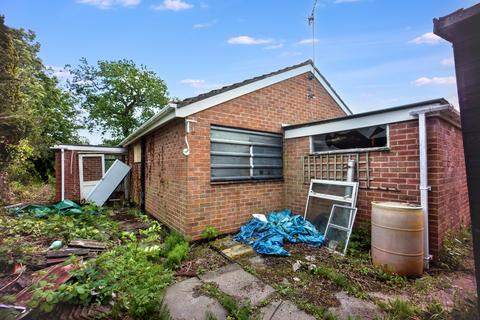 2 bedroom detached bungalow for sale, Abbey Lane, Hartford, Northwich, CW8 1LX, Northwich, CW8
