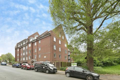 2 bedroom flat for sale, Nizells Avenue, Hove, East Sussex, BN3