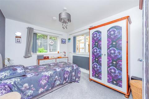 undefined, Western Rise, Ketley, Telford, Shropshire, TF1
