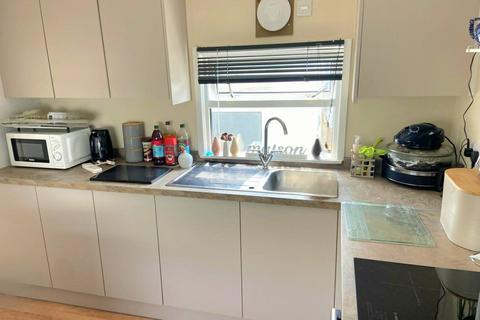1 bedroom park home for sale, Berkeley Vale Park, Berkeley