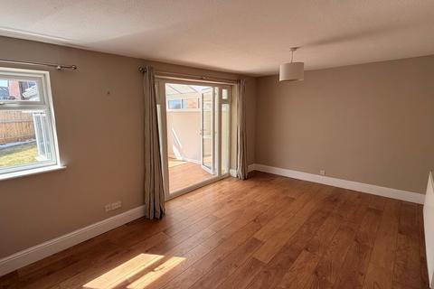 3 bedroom end of terrace house for sale, Swan Close, Melton Mowbray