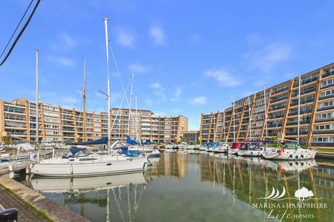 2 bedroom apartment for sale, Oyster Quay, Portsmouth PO6