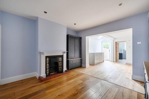 2 bedroom terraced house for sale, Eagle Road, Guildford