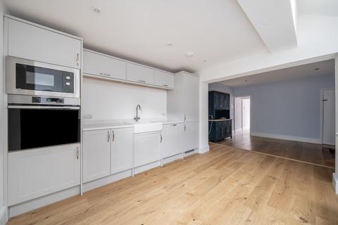 2 bedroom terraced house for sale, Eagle Road, Guildford