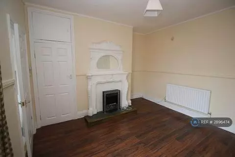 3 bedroom end of terrace house to rent – pohled 3