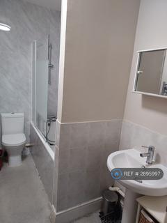 3 bedroom flat to rent, Milton Road, Southampton, SO15