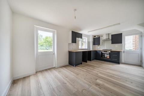 3 bedroom end of terrace house for sale, Samphire Road, Oxford