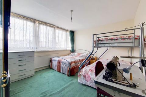 Selsey Street, Tower Hamlets, London, E14