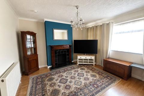 3 bedroom semi-detached house for sale, Burnel Road, Birmingham, West Midlands, B29