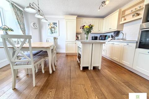2 bedroom apartment for sale, Marine Parade, Saltburn-by-the-Sea, North Yorkshire