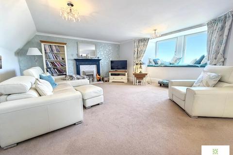 2 bedroom apartment for sale, Marine Parade, Saltburn-by-the-Sea, North Yorkshire