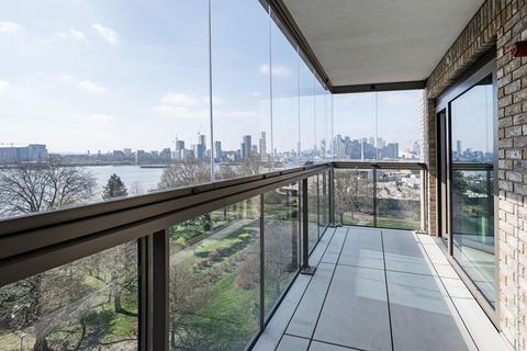 3 bedroom flat for sale, Riverscape, Royal Docks E16