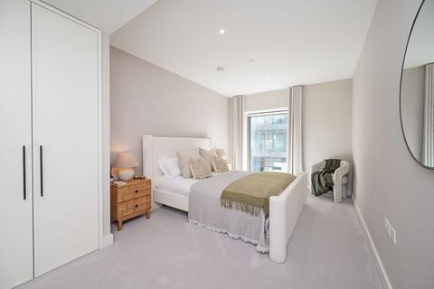 3 bedroom flat for sale, Riverscape, Royal Docks E16