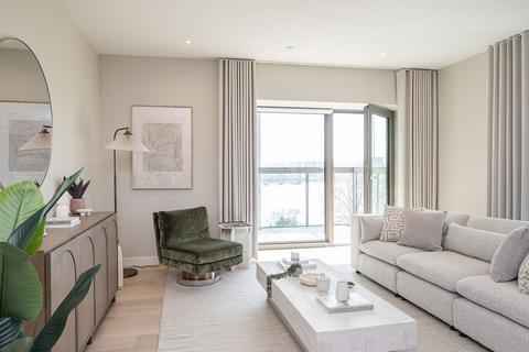 3 bedroom flat for sale, Riverscape, Royal Docks E16