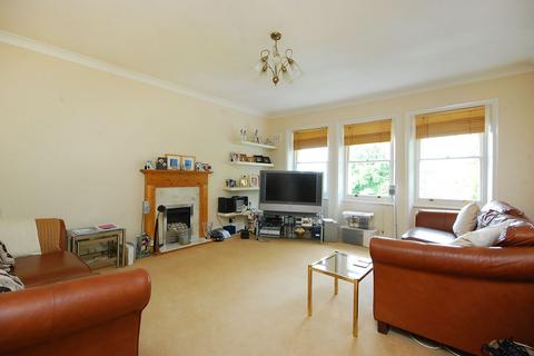 2 bedroom flat for sale, Leyland Road, Lee, London, SE12