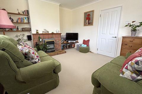 3 bedroom detached bungalow for sale, Alexandra Road, Abergavenny