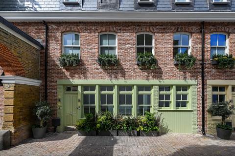 2 bedroom end of terrace house for sale, Lexham Mews, Kensington, W8