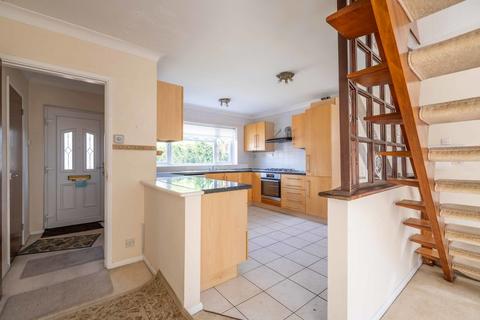 4 bedroom detached house for sale, Upton Park, Slough
