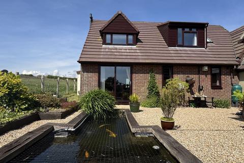 5 bedroom semi-detached house for sale, Burngate, Wareham