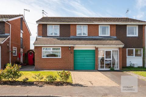 4 bedroom semi-detached house for sale, Millside, Norwich NR12