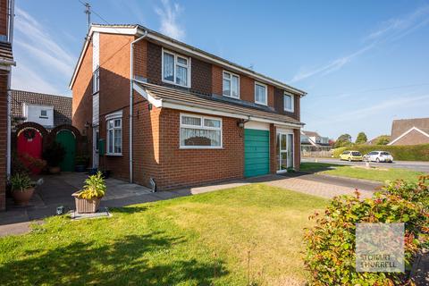 4 bedroom semi-detached house for sale, Millside, Norwich NR12