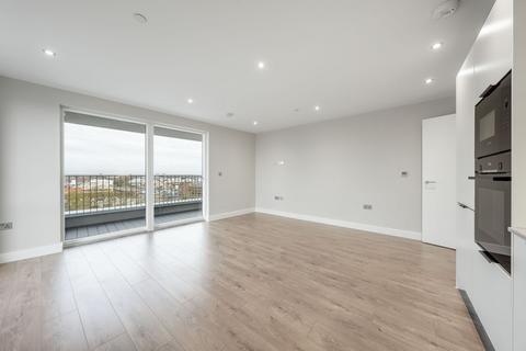 3 bedroom flat for sale, Junction Court, Watford WD17