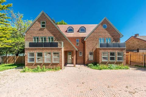 102 West End Lane, Pinner HA5