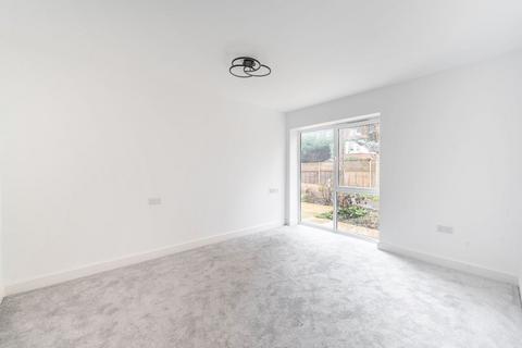undefined, 1 Champagne Walk, London N3