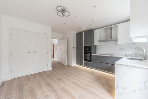 undefined, 1 Champagne Walk, London N3