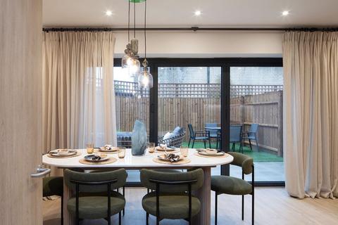 38 Crawley Road, Wood Green N22