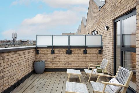 4 bedroom house for sale, 38 Crawley Road, Wood Green N22