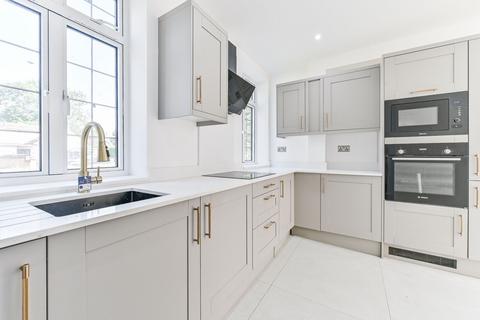 3 bedroom house for sale, 3 Kingswood Way, South Croydon CR2
