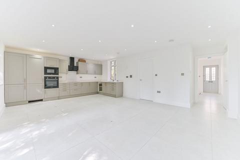 3 bedroom house for sale, 3 Kingswood Way, South Croydon CR2