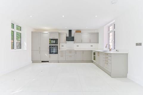3 bedroom house for sale, 3 Kingswood Way, South Croydon CR2