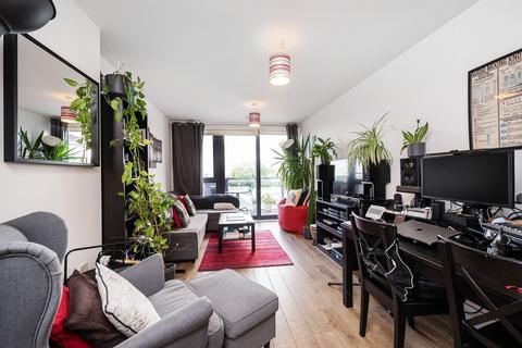 Santa Maria Court, Duckett Street, Stepney, London, E1