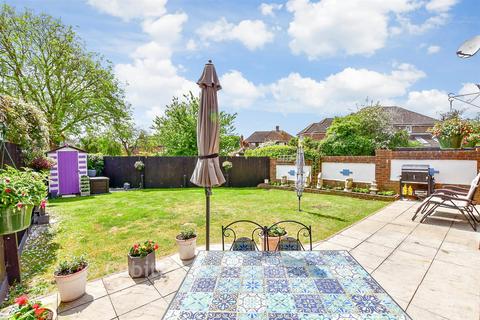 3 bedroom detached house for sale, Waterside Drive, Chichester PO19