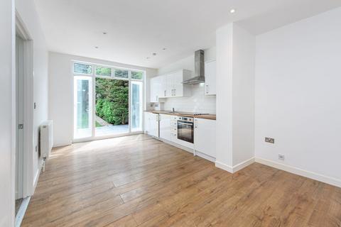 1 bedroom flat for sale, Cricklewood Lane, Child's Hill, London, NW2