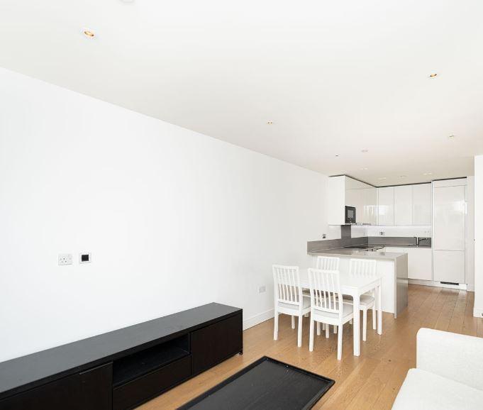 Apartment in London - View 3