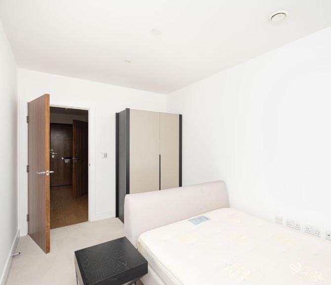 Apartment in London - More