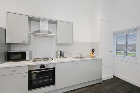 2 bedroom flat to rent, Union Street, Stirling Town, Stirling, FK8