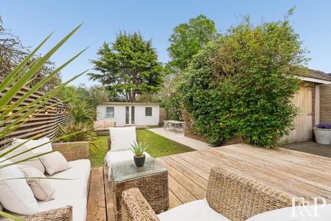 2 bedroom semi-detached bungalow for sale, Highway Avenue, Maidenhead