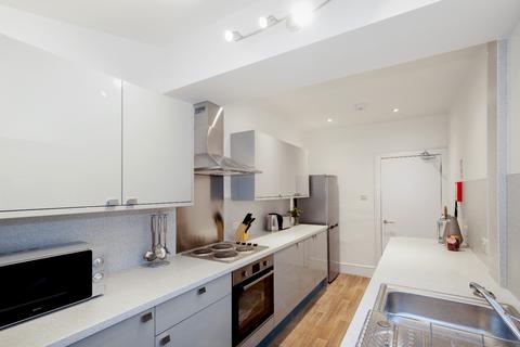 4 bedroom house to rent, Station Road, Bristol BS34