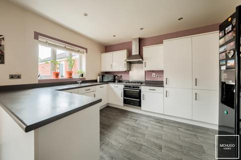 4 bedroom detached house for sale, Martineau Drive, Harborne B32