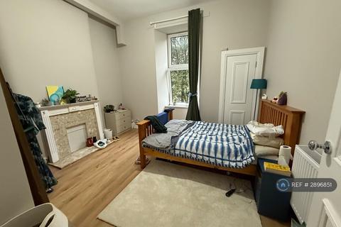 undefined, Westmoreland St, Glasgow, G42