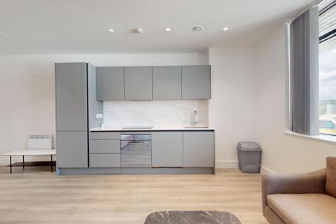Studio to rent, New Horizons Court