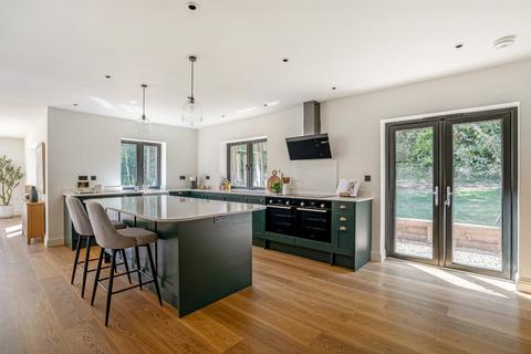 5 bedroom detached house for sale, Boundary Road, Rowledge, Farnham, Surrey, GU10