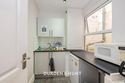 Office to rent, Johnston Rd Woodford Green IG8 0XA